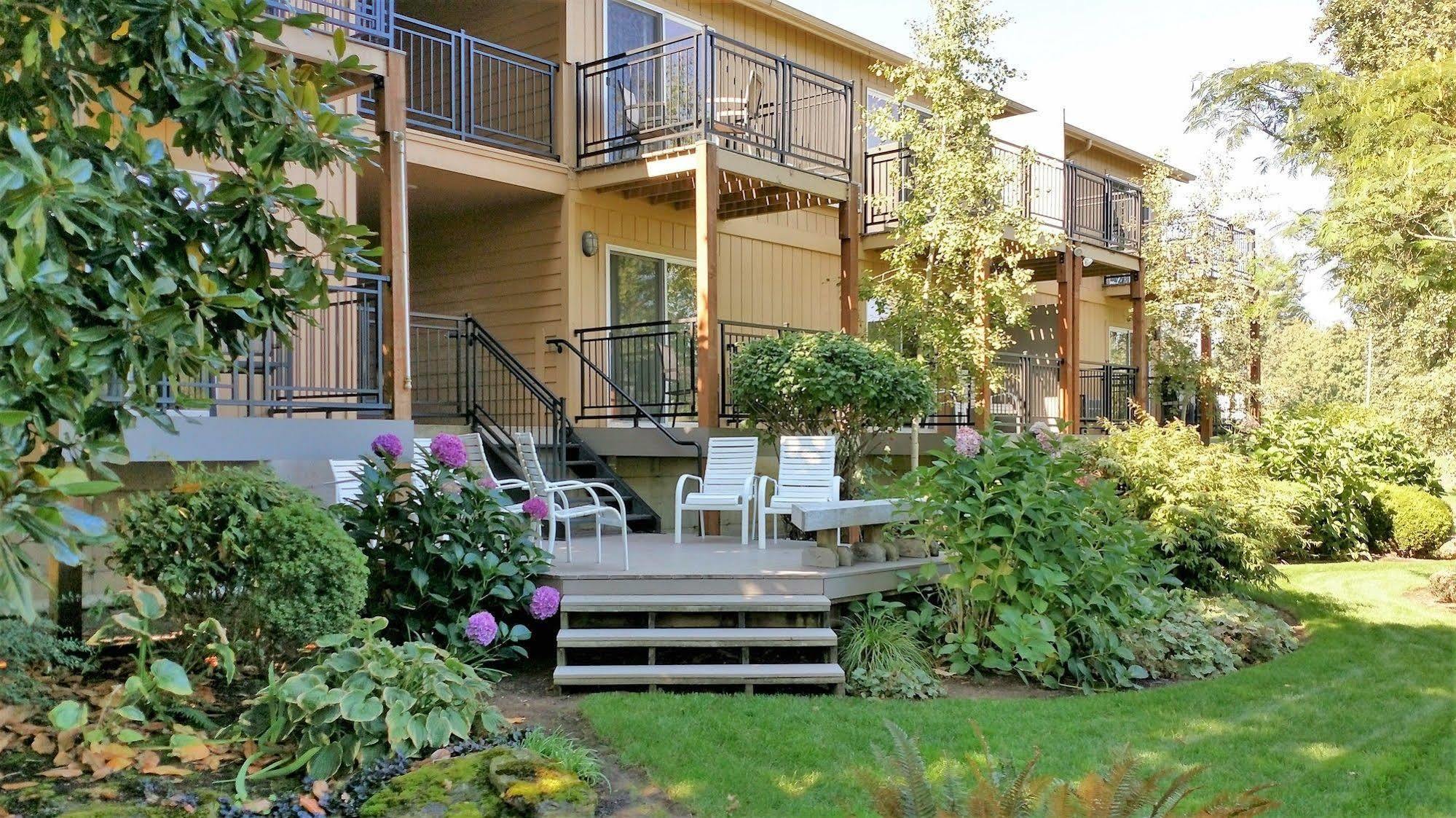 Lewis River Inn Woodland Exterior photo